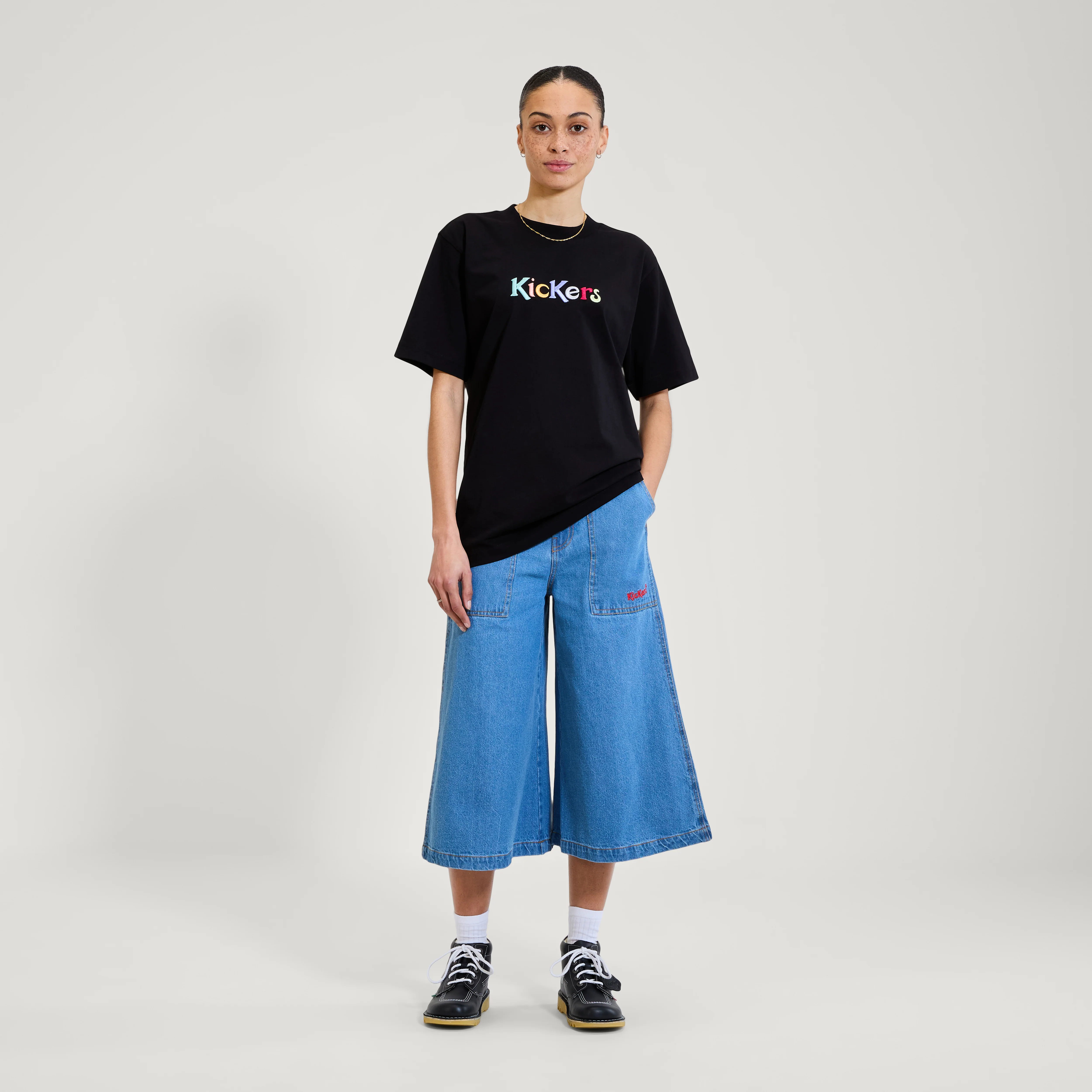 Adult Unisex Kickers Classic Short Sleeve Tee Black - Image 6